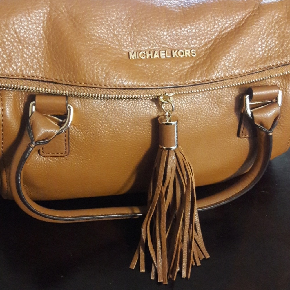 NWT Micheal Kors Leather Satchel Handbag